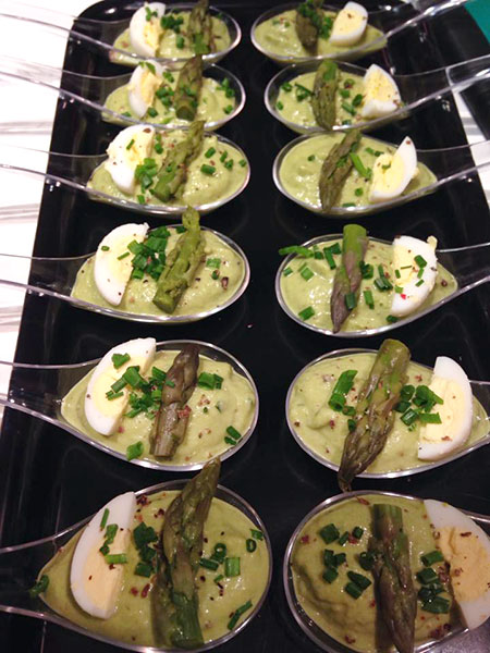 Mousse d'Asperges et Oeuf Cailles